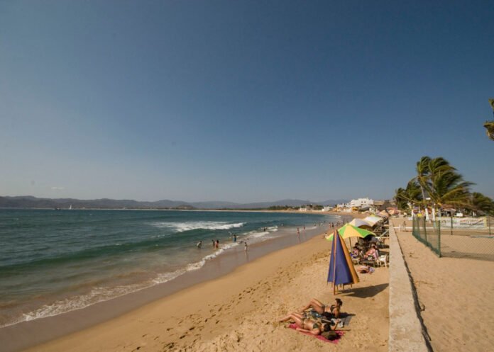 barra-de-navidad-jalisco