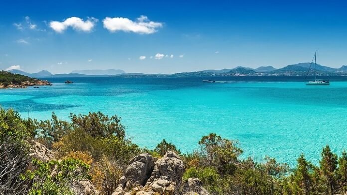 las-mejores-playas-de-costa-esmeralda